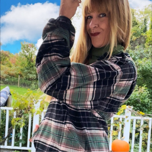 Flannel Pull Over - Picture 9 of 16